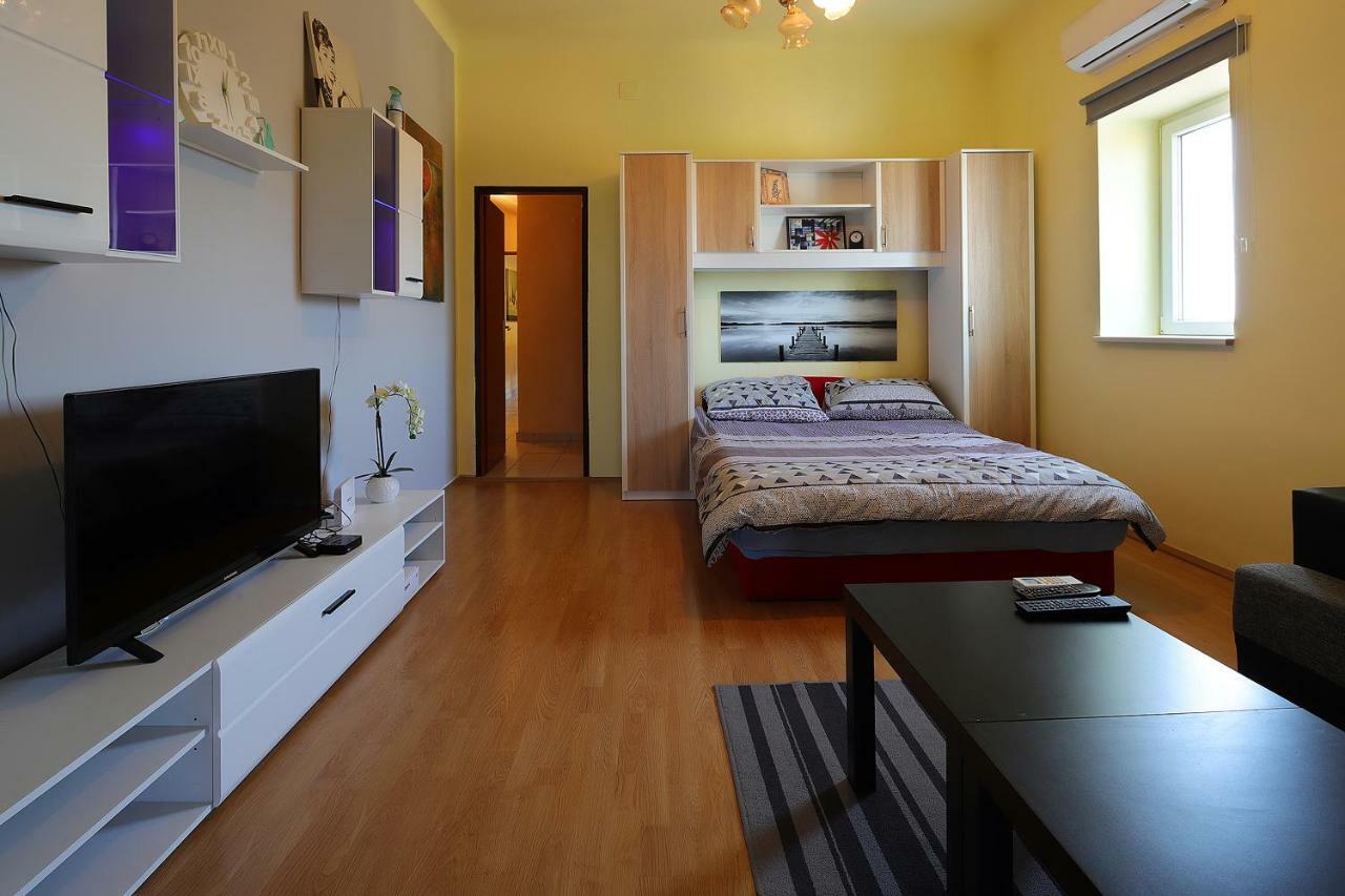 Apartamento Apartman Vito Rijeka Exterior foto